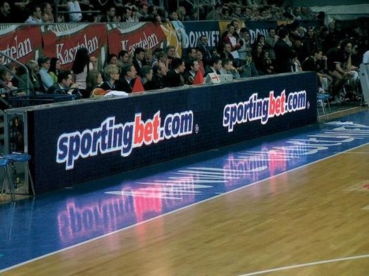 Good price 1000W / le périmètre du stade de football 400W a mené l'écran IP65 8000 cd/㎡ en ligne